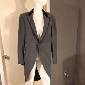Elegant Charcoal Tailcoat Tuxedo